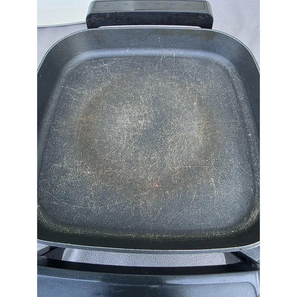 Vintage Presto 11-Inch Non Stick Electric Skillet